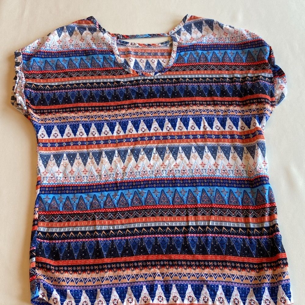 Patterned Blouse - Picture 2 of 2